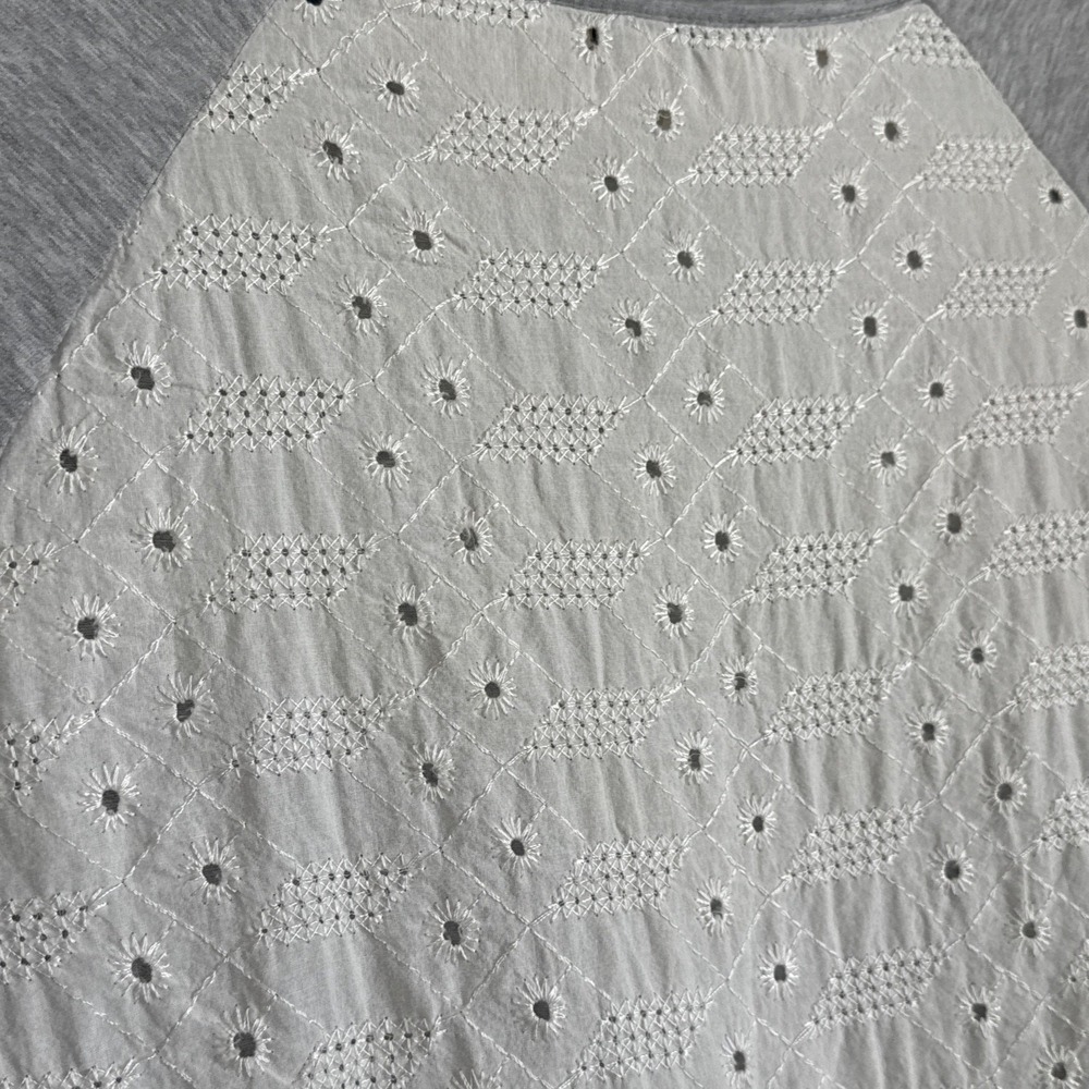 Alessia Pacini Italian Mixed Media Eyelet Back Top Gray Blue Striped Size M - Picture 7 of 10